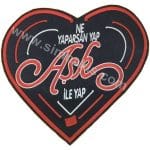 Ne Yaparsan Yap Aşk İle Yap Nakış işleme Arma Patch Dokuma 21x19 cm
