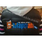 Anorak yelek üzerine kitapçı abi nakış işlemesi